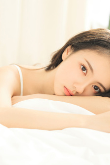 水潋青绡锦衣染